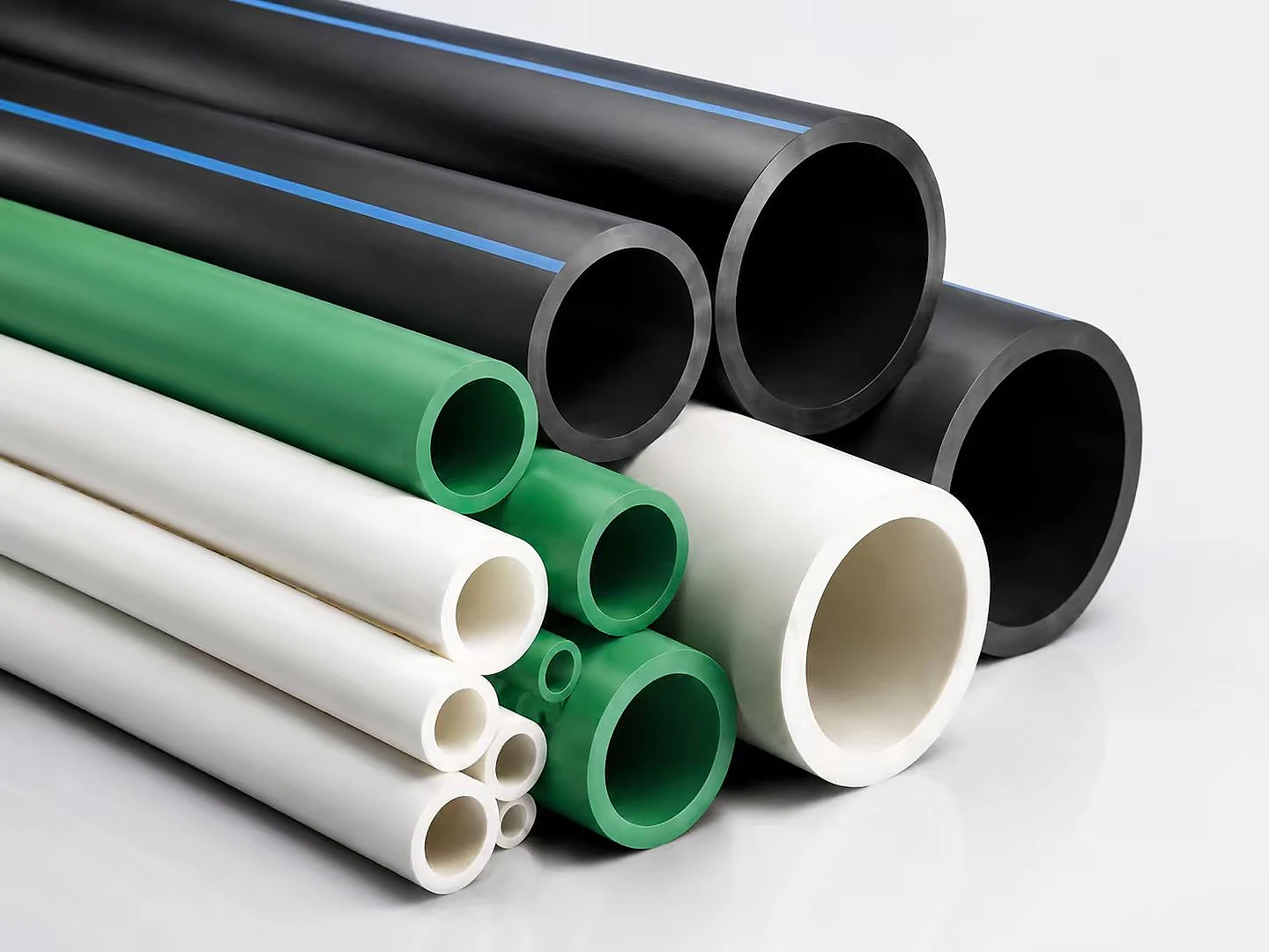 HDPE, PPR and PVC plastic pipes in multiple diameters and colors