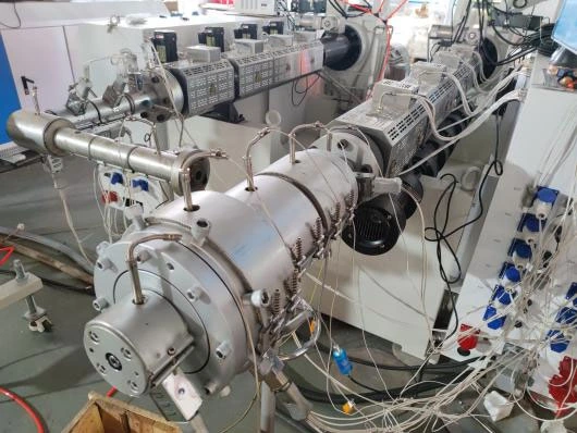 Extrusion Die Head