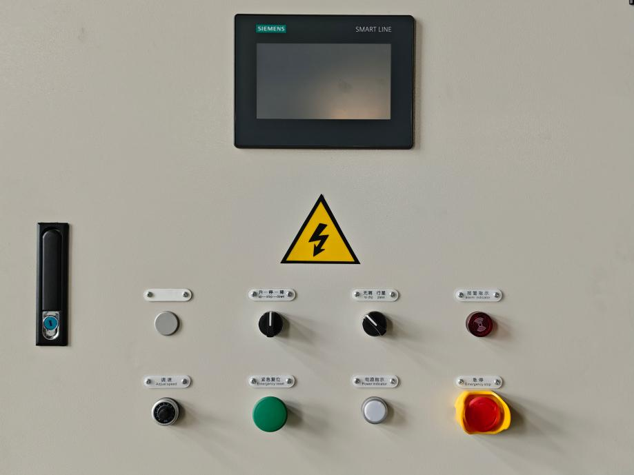 QG1600 HDPE/PVC Cutting Machine product detail 3 QG1600 HDPE/PVC Cutting Machine product detail 3