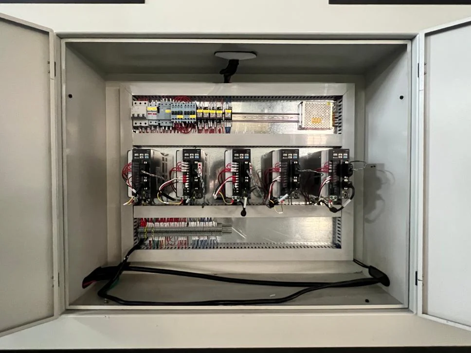 QY250 Plastic Pipe Four-Claw Haul-off Machine product detail 2 QY250 Plastic Pipe Four-Claw Haul-off Machine product detail 2