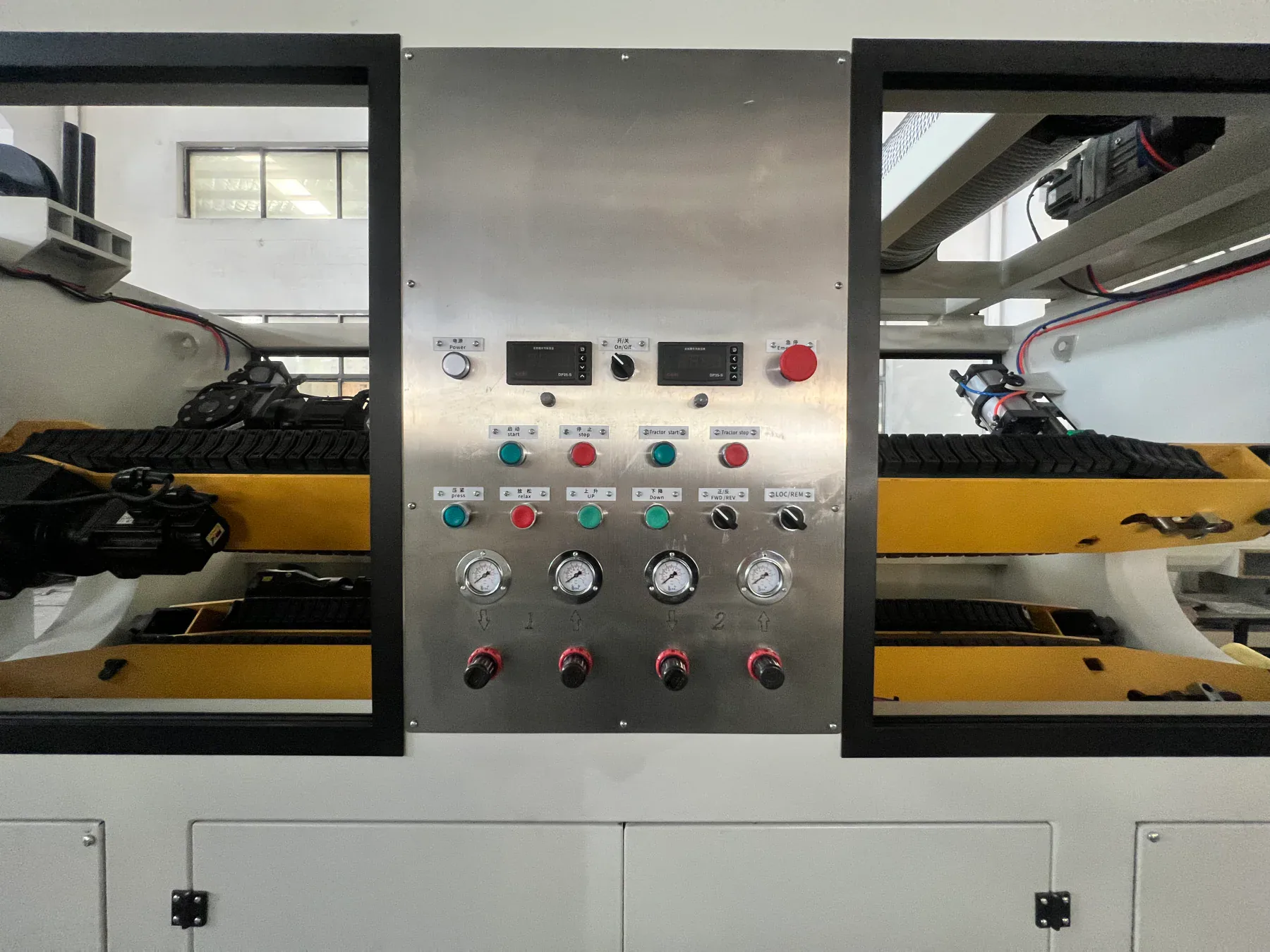 QY250 Plastic Pipe Four-Claw Haul-off Machine product detail 4 QY250 Plastic Pipe Four-Claw Haul-off Machine product detail 4