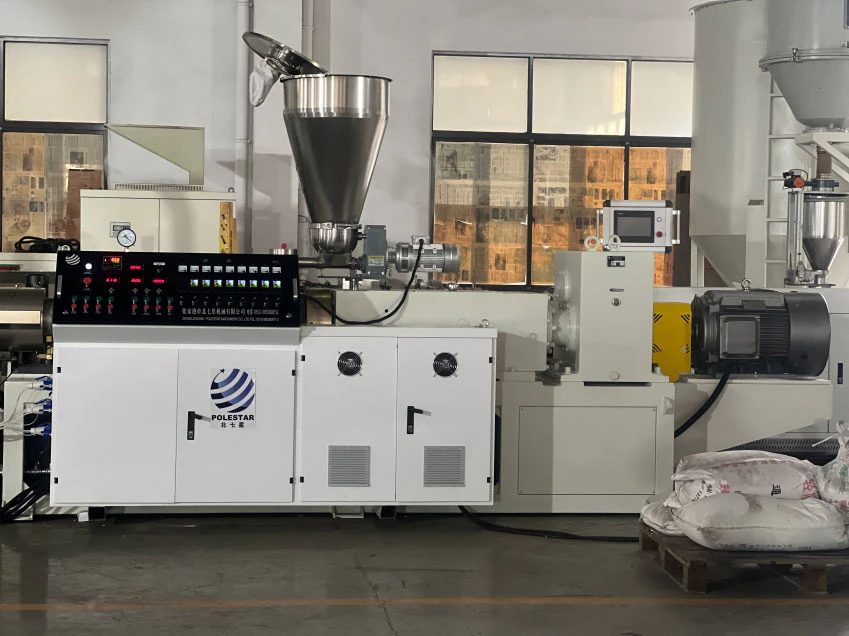 Feeding And Vacuum Venting Feeding And Vacuum Venting